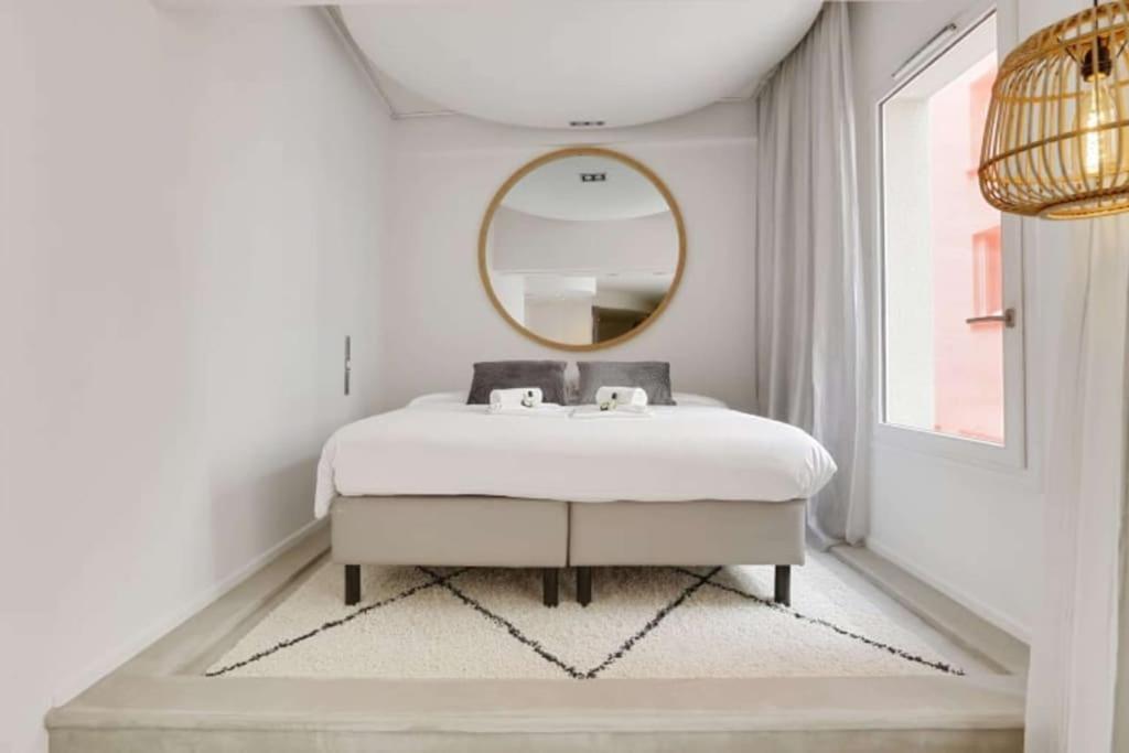 Magnifique Appartement Parisien - Marais Luaran gambar