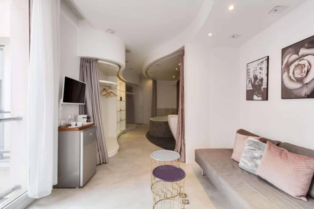 Magnifique Appartement Parisien - Marais Luaran gambar